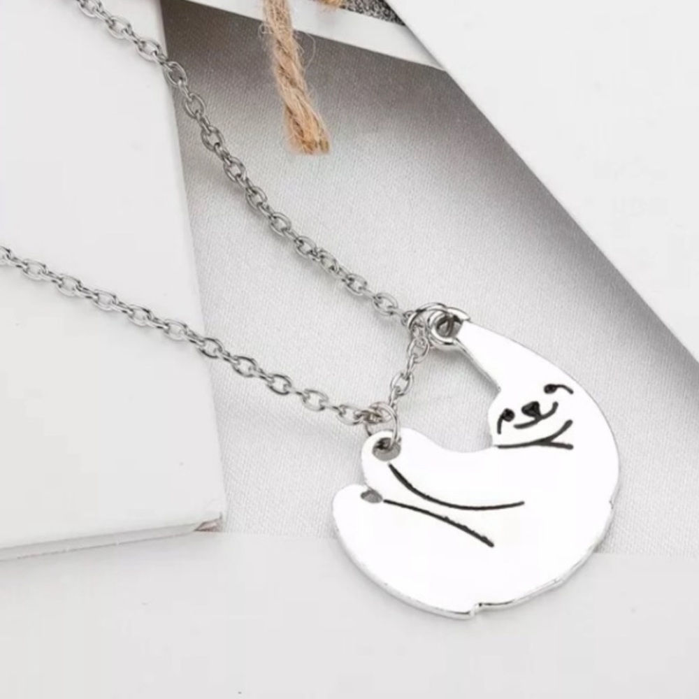 NEW silver tone Sloth Necklace 🦥 adjustable